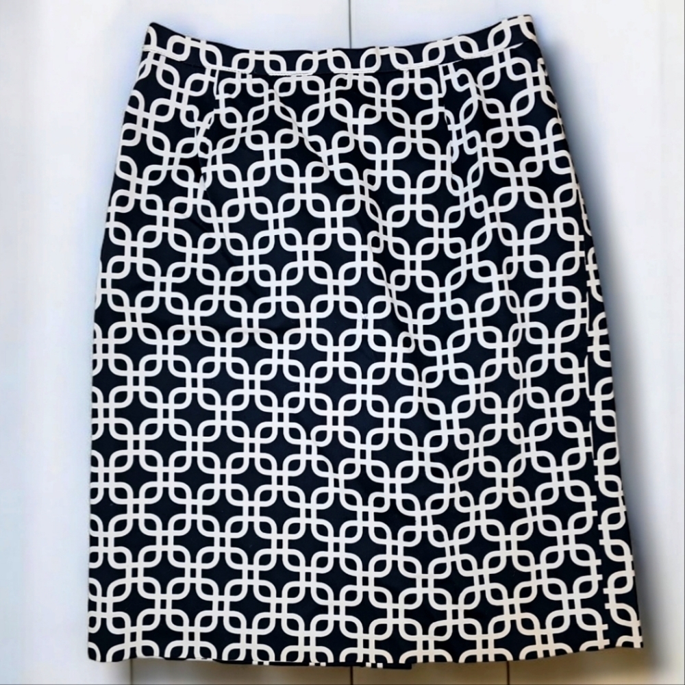 Skirtin Around Black And Cream Geometric Pattern Pencil Skirt - Size 10